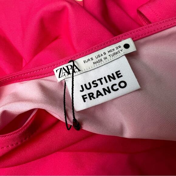 Zara Justine Franco Print Hot Pink Bodysuit Top NWT
Small - Picture 10 of 12